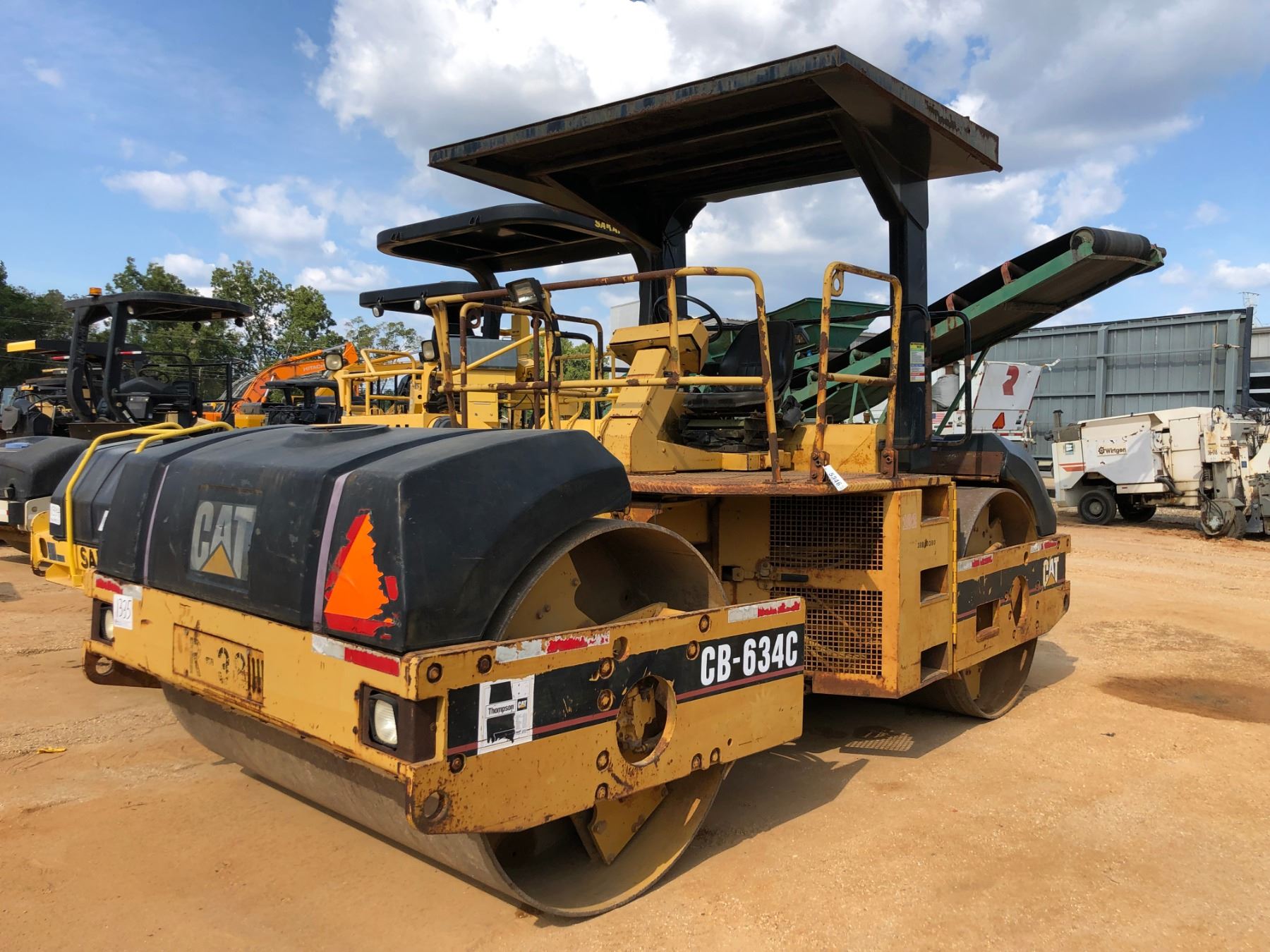 CAT CB 634C ROLLER VIN SN 3BR00380 TANDEM 84 SMOOTH CAT CB 634C ROLLER VIN SN 3BR00380 TANDEM 84 SMOOTH