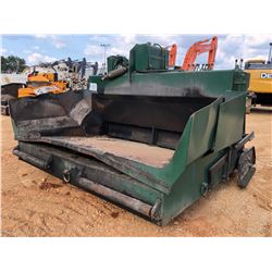 NEAL DM3000 ASPHALT PAVER, VIN/SN:0136-0955 - 4 CYL DIESEL ENGINE, 8' SCREED, METER READING 1,061 HO