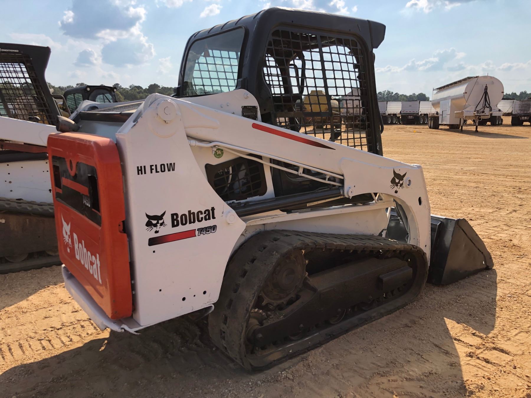 2015 BOBCAT T450 SKID STEER LOADER, VIN/SNAUVP12397 CRAWLER, BUCKET