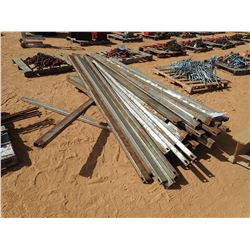 (1) PALLET 1.5" X 3" STEEL TUBE (B9)