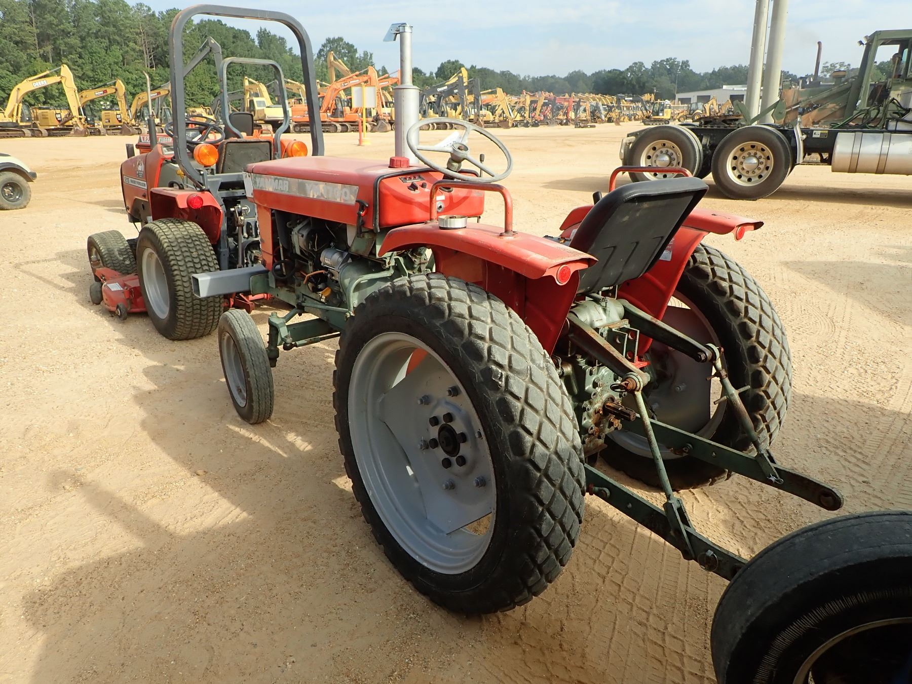 YANMAR YM1700 FARM TRACTOR, VIN/SN2TR17815100 METER READING 194