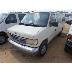 FORD ECONOLINE PASSENGER VAN, VIN/SN:1FBJS31H0SHA63421 - GAS ENGINE, A/T, 14 PASSENGER, ODOMETER REA