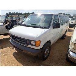 2006 FORD F350 PASSENGER VAN, VIN/SN:1FBSS31LX6HA91936 - V8 GAS ENGINE, A/T, ODOMETER READING 192,43