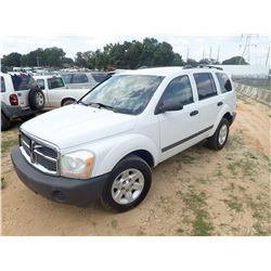 2005 DODGE DURANGO VIN/SN:1D4HB38N95F603244 - GAS ENGINE, A/T, ODOMETER READING 84,094 MILES (COUNTY