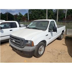2005 FORD F250 PICKUP TRUCK, VIN/SN:1FTSF20P35EB30753 - POWERSTROKE DIESEL ENGINE, A/T, ODOMETER REA