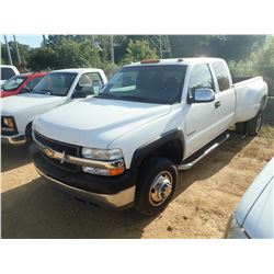 2001 CHEVROLET 3500 PICK UP, VIN/SN:1GCJC39G01F110347 - DUALLY, EXT CAB, V8 8.1 LTR GAS ENGINE, A/T,