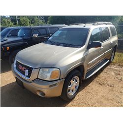 2004 GMC ENVOY VIN/SN:1GKES16S046204707 - 4.2LTR GAS ENGINE, A/T, ODOMETER READING 204,230 MILES