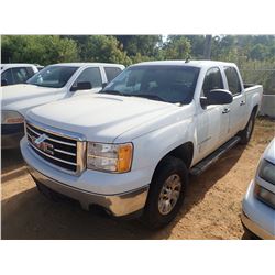 2008 GMC SIERRA PICK UP, VIN/SN:3GTEC13J08G232600 - CREW CAB, V8 GAS ENGINE, A/T, ODOMETER READING 2