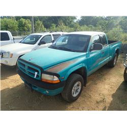 1997 DODGE DAKOTA PICKUP TRUCK, VIN/SN:1B7GG23Y0VS198937 - 4X4, GAS ENGINE, 5 SPEED TRANS, ODOMETER 