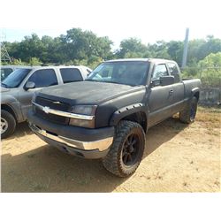 2006 CHEVROLET 2500 PICKUP, VIN/SN:1GCHK29U86E267090 - 4X4, EXTENDED CAB, V8 GAS ENGINE, A/T, ODOMET