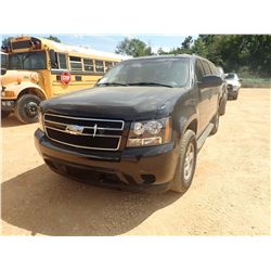 2007 CHEVROLET SUBURBAN SUV, VIN/SN:1GNFK16317J178488 - 4X4, V8 GAS ENGINE, A/T, ODOMETER READING 14