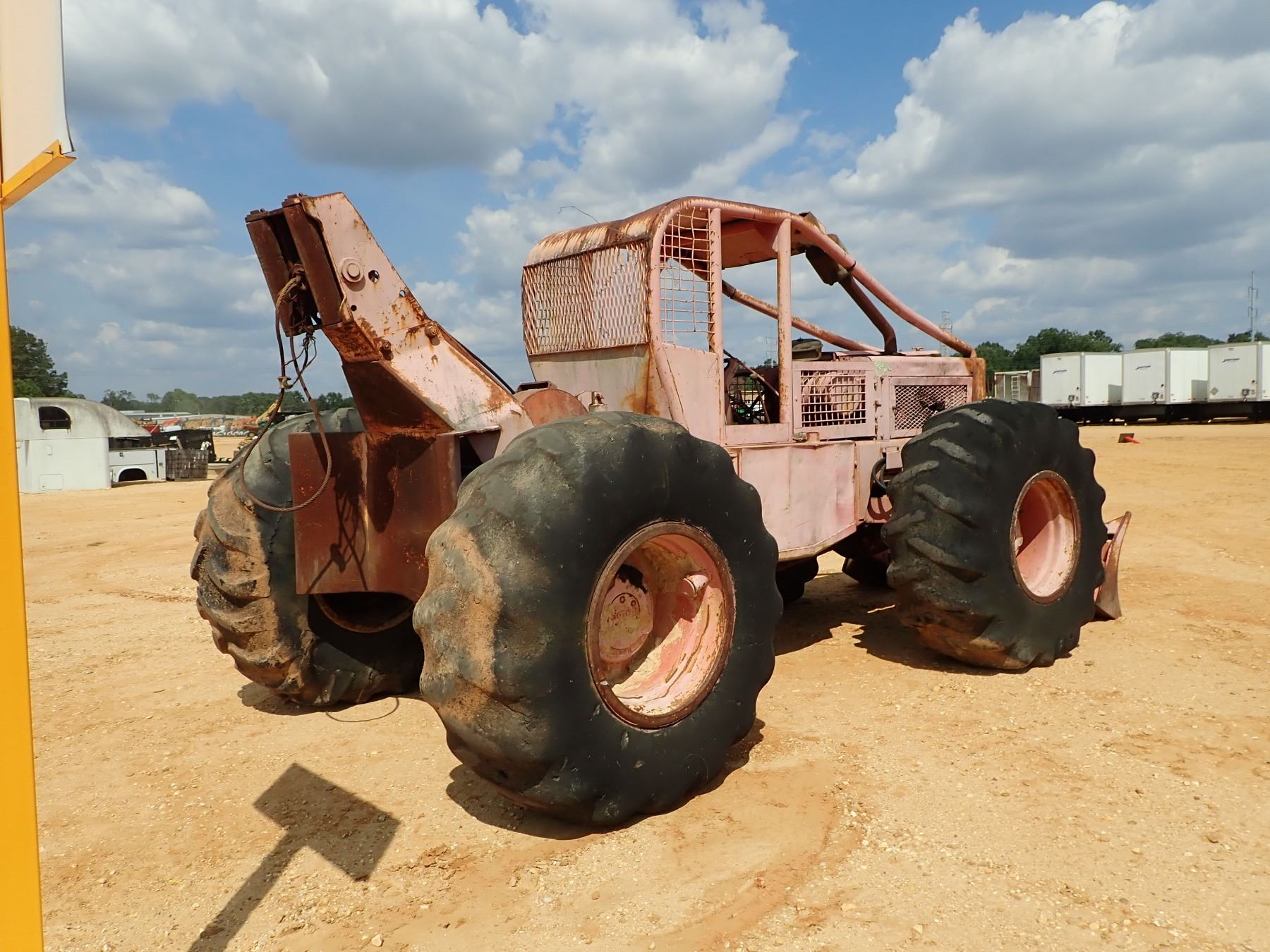 TIMBERJACK 225 CABLE SKIDDER, VIN/SN:900930 - EATONG WINCH, 23.1-26 ...