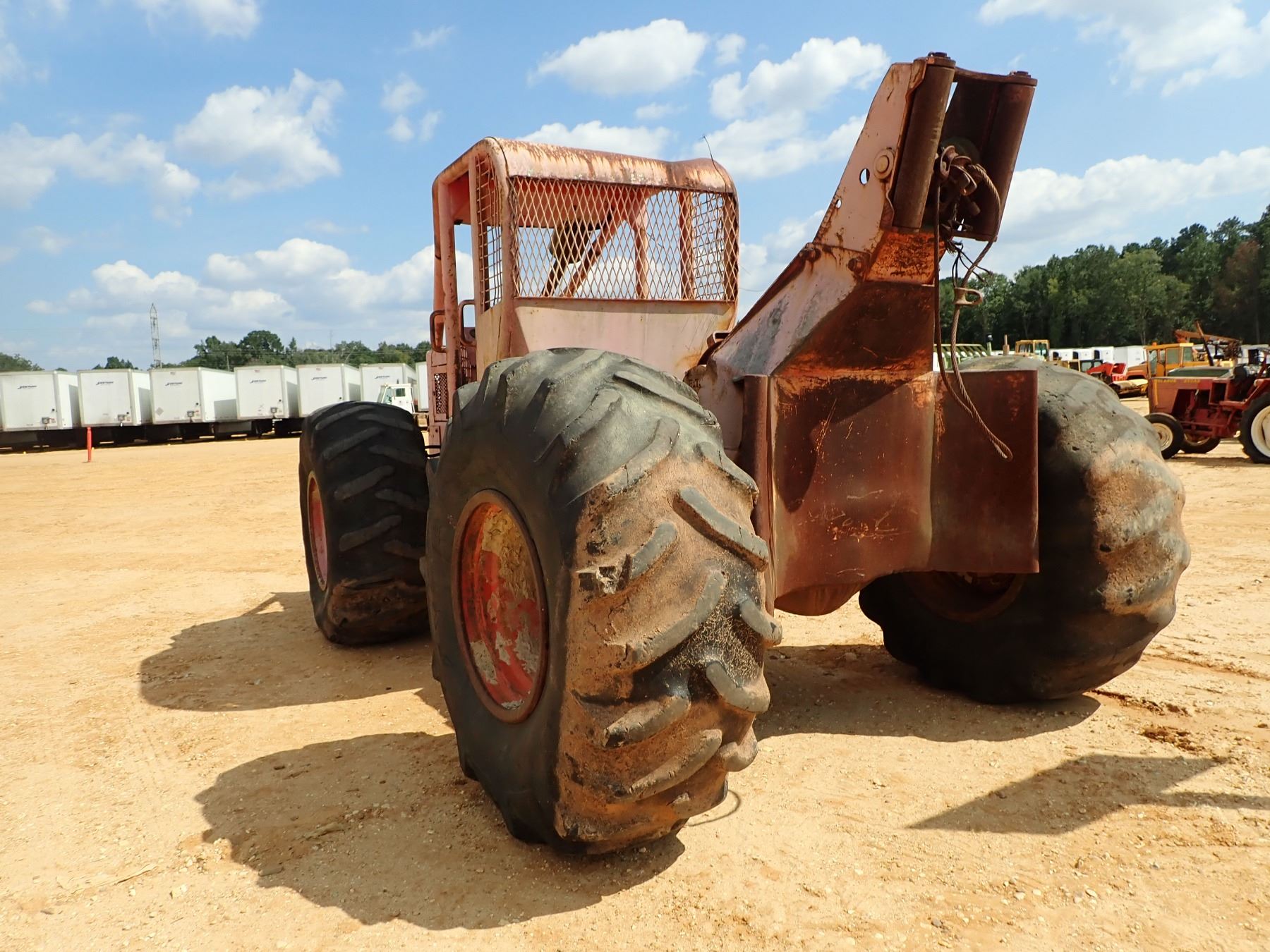 TIMBERJACK 225 CABLE SKIDDER, VIN/SN:900930 - EATONG WINCH, 23.1-26 ...