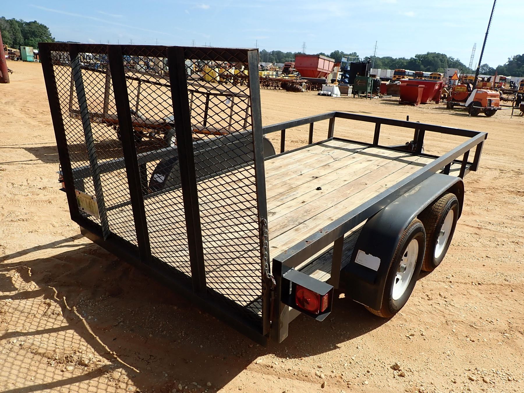 UTILITY TRAILER, T/A, 6' X 12' FOLD RAMP, 205/75D15 (C1) UTILITY TRAILER, T/A, 6' X 12' FOLD RAMP, 205/75D15 (C1)