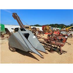 AVCO NEW IDEA SINGLE ROW CORN PICKER (C2)