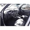 Image 7 : K3 --  2005 FORD ESCAPE , Grey , 241346  KM's
