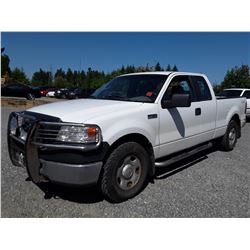 K5 --  2008 FORD F150 EXT CAB 4X4 , White , 150803  KM's