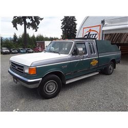 L4 --  1989 FORD F250 , Grey , 268530  KM's
