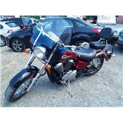0C --   2003 HONDA SHADOW AMERICAN CLASSIC EDITION , Red , 40025  KM's