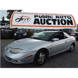 A2 --  2002 SATURN SC2 , Grey , 262115  KM's