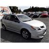 Image 2 : E4 --  2004 PONTIAC VIBE , Grey , 260753  KM's