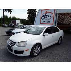 I5 --  2006 VW JETTA TDI , White , 251117  KM's