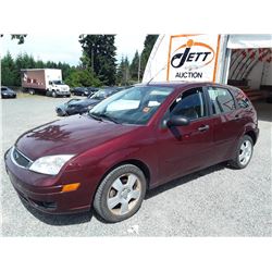 L6 --  2007 FORD FOCUS ZX5 , Red , 114700  KM's