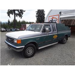 L4 --  1989 FORD F250 , Grey , 268530  KM's