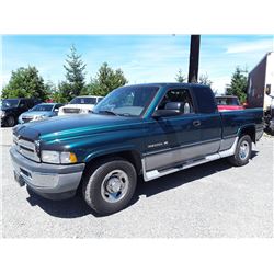G4 --  1998 DODGE/RAM 2500 EXT CAB , Green , 121,050  KM's