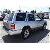 Image 3 : M1 --  2004 VOLVO XC90  , Grey ,  240082 KM's