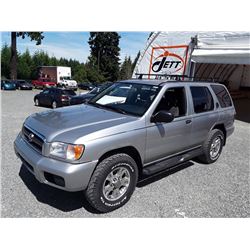 M2 --  2003 NISSAN PATHFINDER LE , Grey , 268793  KM's