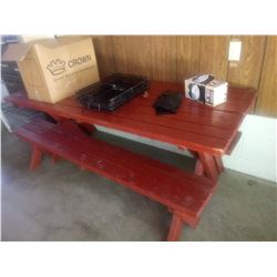 VINTAGE 3PC  PICNIC TABLE/ WOOD
