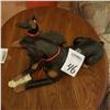 Image 1 : PAIR OF BEAUTIFUL RESTING DOBERMANS WITH COLLARS