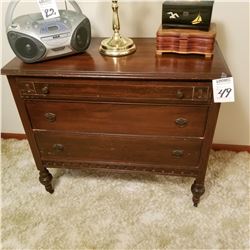 ANTIQUE 3 DRAWER DRESSER IN MAHOGANY TONE