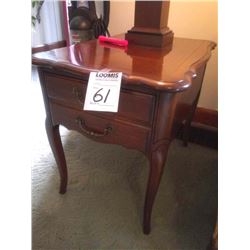 VINTAGE 2 DOOR LAMP TABLE WITH TURNED LEGS