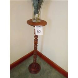 VINTAGE WALNUT PEDESTAL STAND WITH VASE
