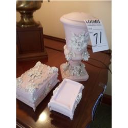 5 PIECE SET PINK AND WHITE VANITY SET