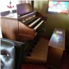 Image 1 : ELECTRIC CHURCH TYPE ORGAN