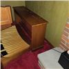 Image 6 : ELECTRIC CHURCH TYPE ORGAN