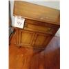 Image 5 : 4 THOMASVILLE  PIECE BEDROOM SUITE