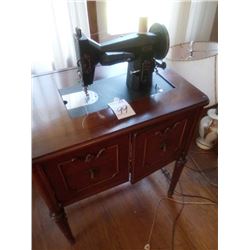 BEAUTIFUL VINTAGE KENMORE CABINET SEWING MACHINE