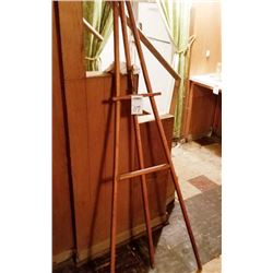 BUNDLE LOT: VINTAGE WOOD EASEL / VINTAGE HAIR DRYER