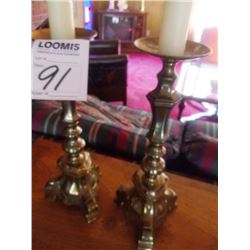 PAIR OF BRASS CANDLE HOLDER & CANDLES
