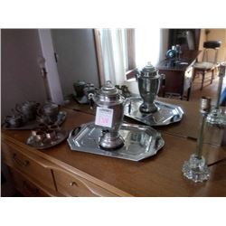 BUNDLE LOT: ASSORTED VINTAGE PEWTER / PAIR OF LAMPS, CANDELABRA, LAMP W/ SHADE