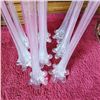 Image 2 : 8 FLOWER VASES
