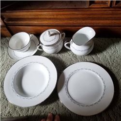 SERVICE FOR 19, FURSTENBERG DIANA FINE CHINA, 1960S