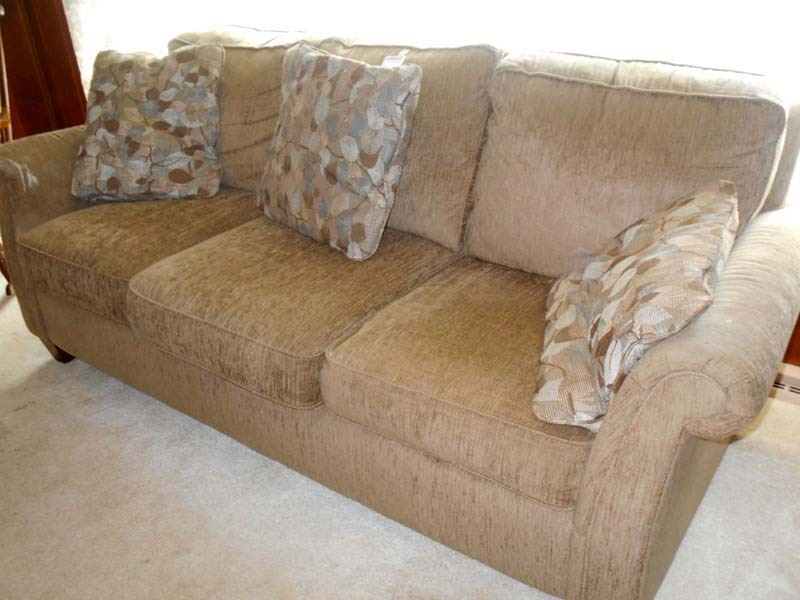 3 CUSHION BEIGE FABRIC LAZY BOY SOFA