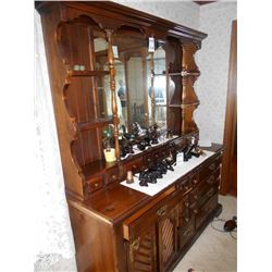 TRIPLE DRESSER IN PINE