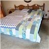 Image 2 : MAPLE KING SIZE BED COMPLETE