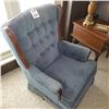 Image 1 : SWIVEL ROCKING CHAIR